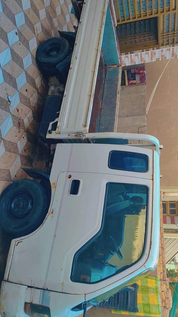 كيا فونتيرا حمل بسمي 2002جديده قماره وبدي مغلف البدي مكينه 3000 جديده لاتبخير ولا صوت شرط شاصي مكفول ارقام انكليزي هزه جديده رقم بابل بسمي مكاني ديوانيه السعر 65 وبيها مجال للاستفسار ***********
