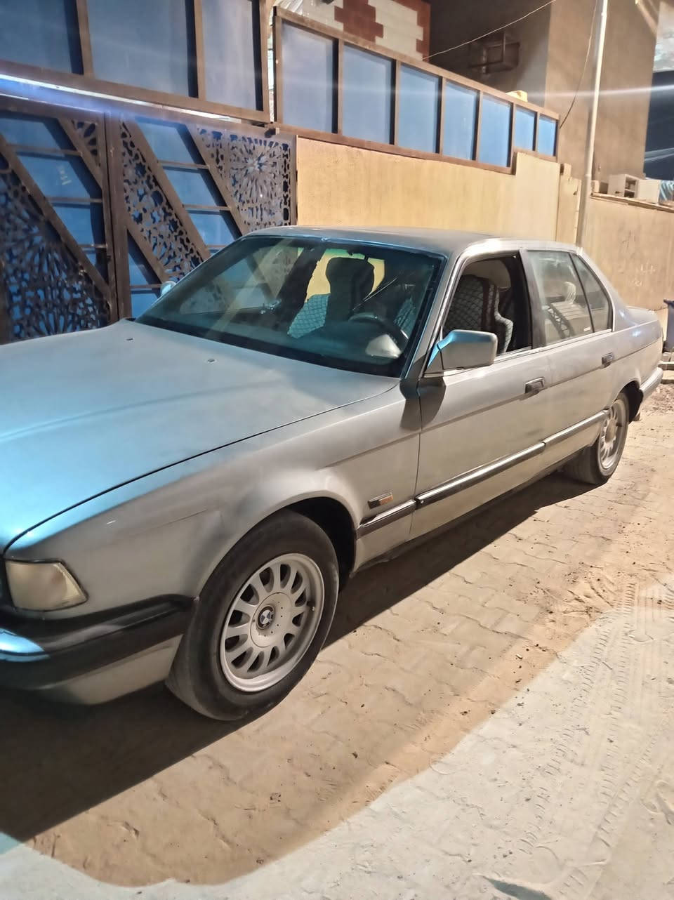 السلام عليكم
من رخصت ادمن لكروب
بي ام 735 سياره بلاديه مكينه كير كفاله كهرباء كله شغاله سياه كفاله من الضربه فقط طخه  باب ستوني معمرهه حداديه زينه تايرات نضاف غرفته حلوه مرتبه
سنويه منتهيه رقم بغداد رايدهه ب٤٥ وبيهه مجال مكاني بصره ***********
