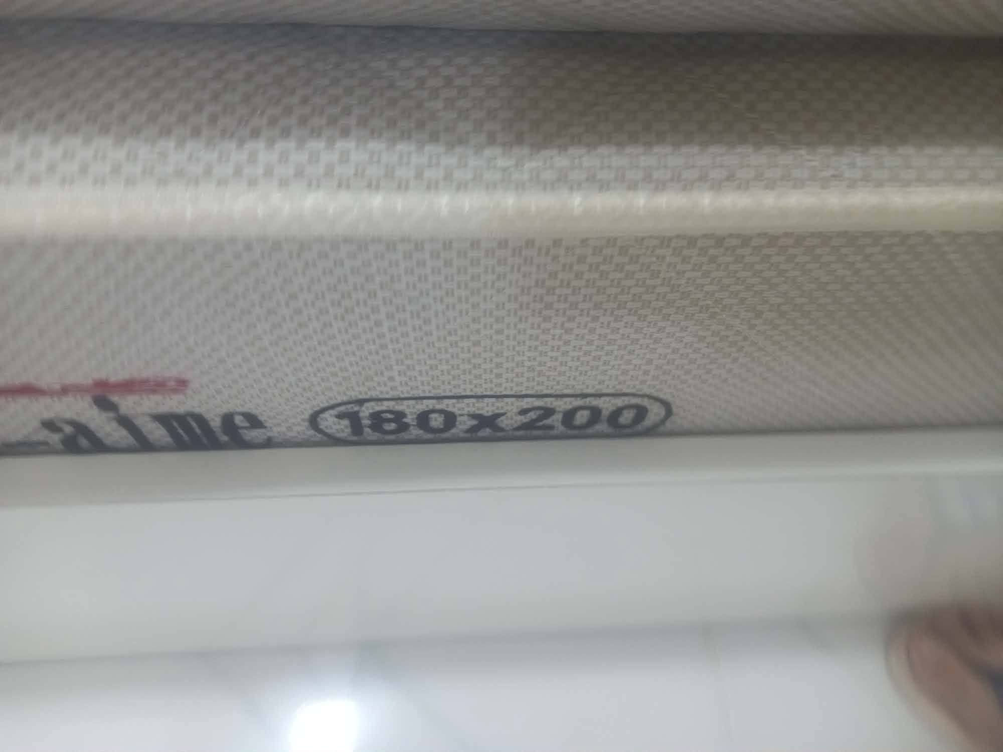 المرايات على 30
طباخ 100
سبلت 350
دوشك 450

المجمده350
طبله 100

نص مكتوب في الصور:
- 120 الف
- 30
- بطانية 50