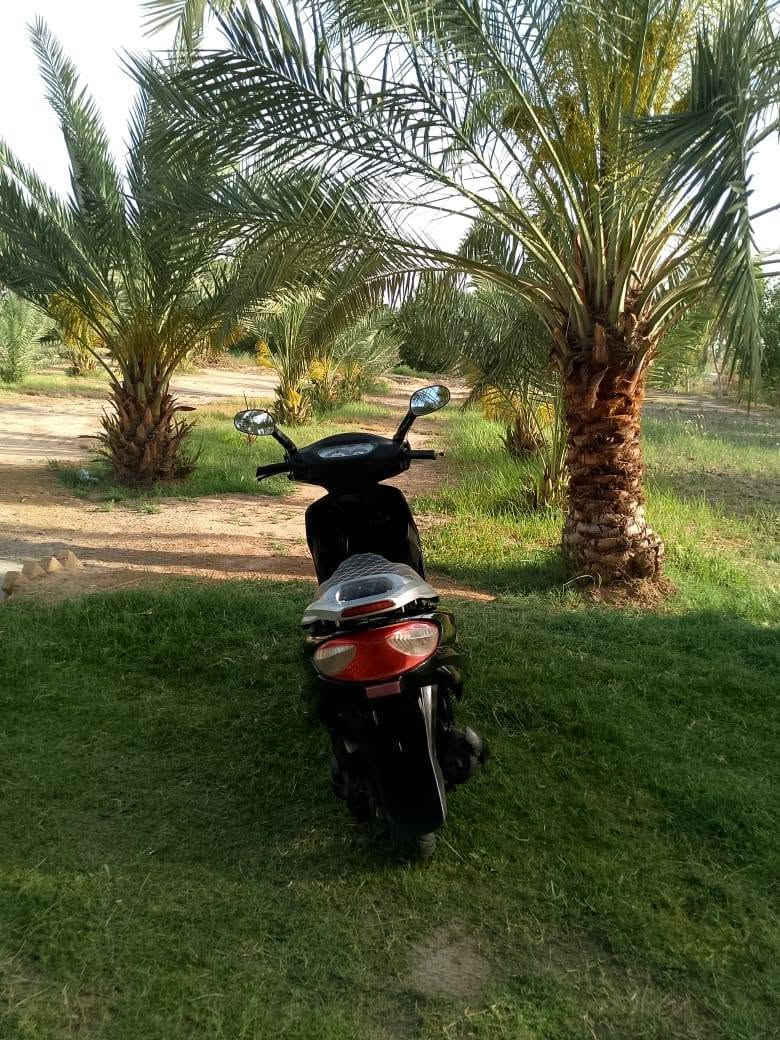 دراجه نوع سيام مفتوحه مره وحده مامشروكه تايرات جدد باتري جديد سلف كهربائيات كلها شغاله مكاني السماوه قرب سيطره الجربوعيه سعر ٣٠٠وبيها مجال قليل ***********
