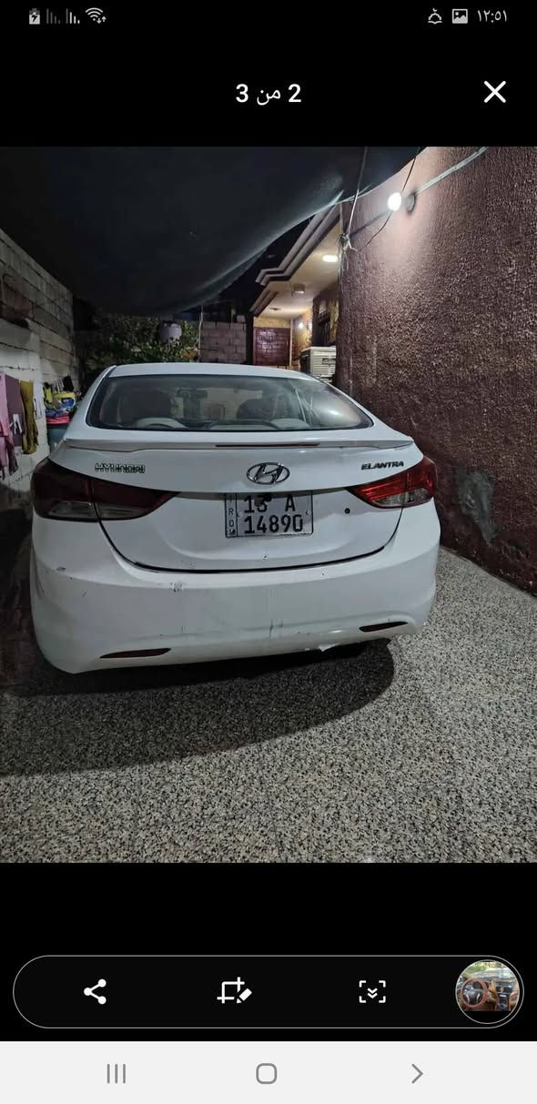 النتره للبيع بأسمي تحويل مباشر سنويه جديده  مكاني ديالى رقمهه ميسان تبريد فوال شاشه كامره لا ضرر ولا صبغ خليجي بيه طخطخات ٩٠ وبيهه مجال مكينه كير مكفول 
الرقم  : ***********

نص مكتوب في الصور:
- 3 من 3
- 2 من 3