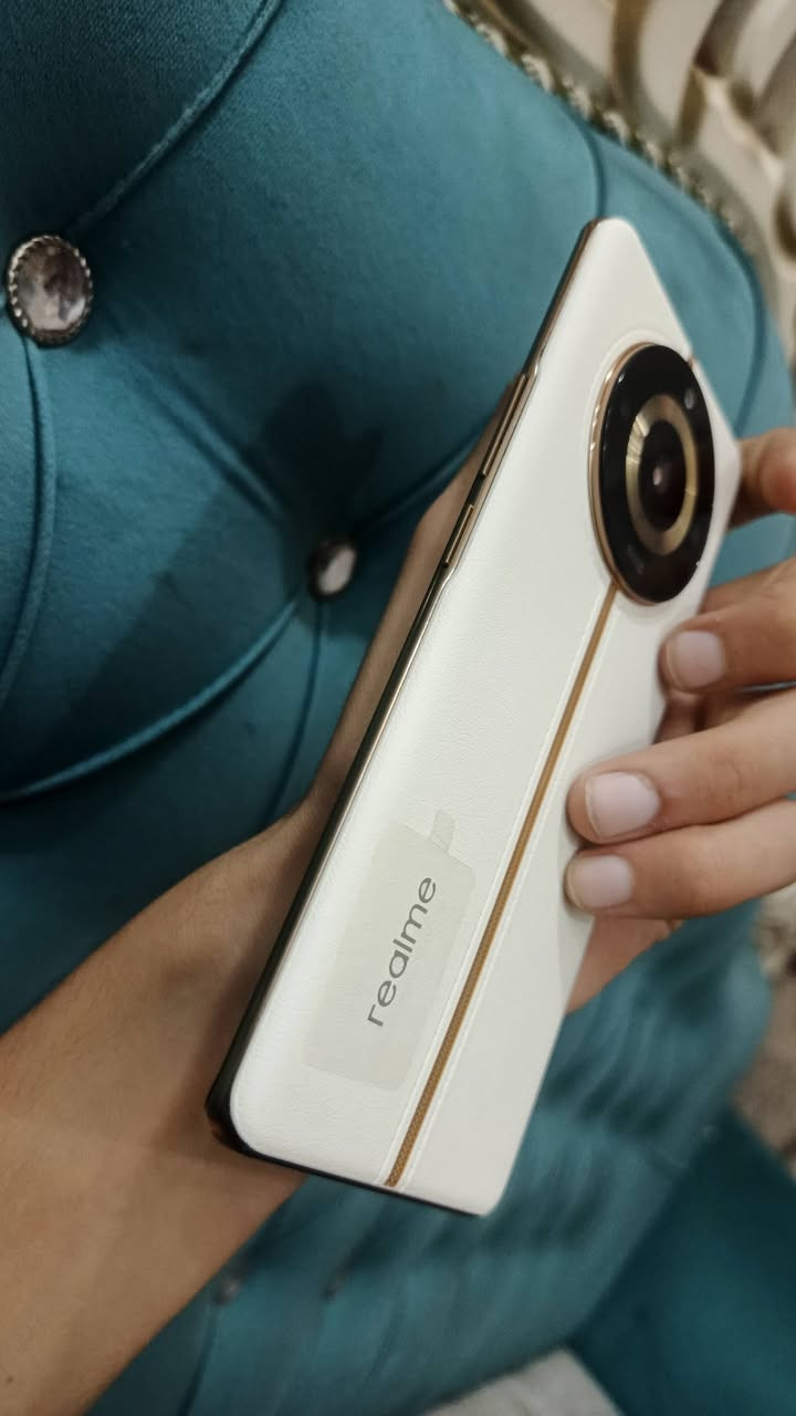 ريلمي 11 برو بلاس 5g ضمان سبوع كامل 

ذاكره 512 وعشوائيه 12 ببجي 90 فريم قوي كلش ب العاب
نضيف نضافته 100٪

سعر 200 مبدل شاشه وكاله كامله (نقطه صغيره بالشاشه ممأثره) 
مكاني كربلاء حي الغدير
              _______________________________

رقم مبايل ***********
