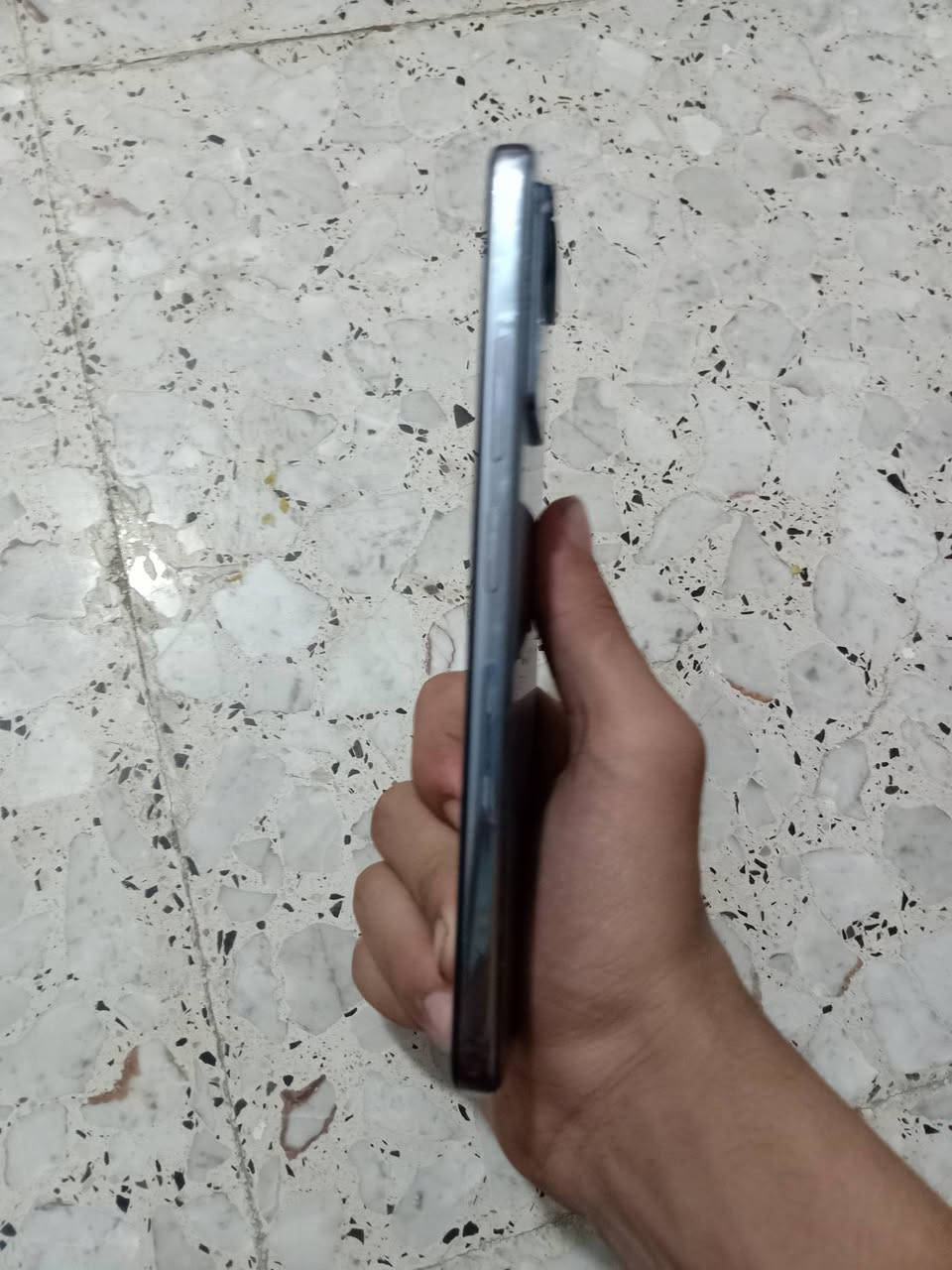 السلا م عليكم عندي جهاز نفنكس زيرو برو جهاز غني عن التعريف جهاز قوي يخبل حلو بكلشي بس بي فطر جهاز حلو ذا كره 256قوي كلشي او السماعه الجوه متحركه العنوان بغداد رقمي ***********سعر 125بي مجال
