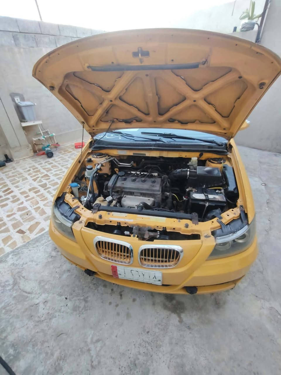 مكلف بل نشر@ للبيع ليفان ٢٠١١  صبغ وضرب ما بي كير شرط محرك بي لاستيك كور شرط كهرباية كلو شغال كابون بي  شرط الوكاله والتحويل هيه وغرامه صفر سنويه مالو 28 @ رقم هاتف *********** سعر ٣٨ بي مجال
