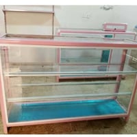 عارضة حلويات • درجة أولى • للبيع
