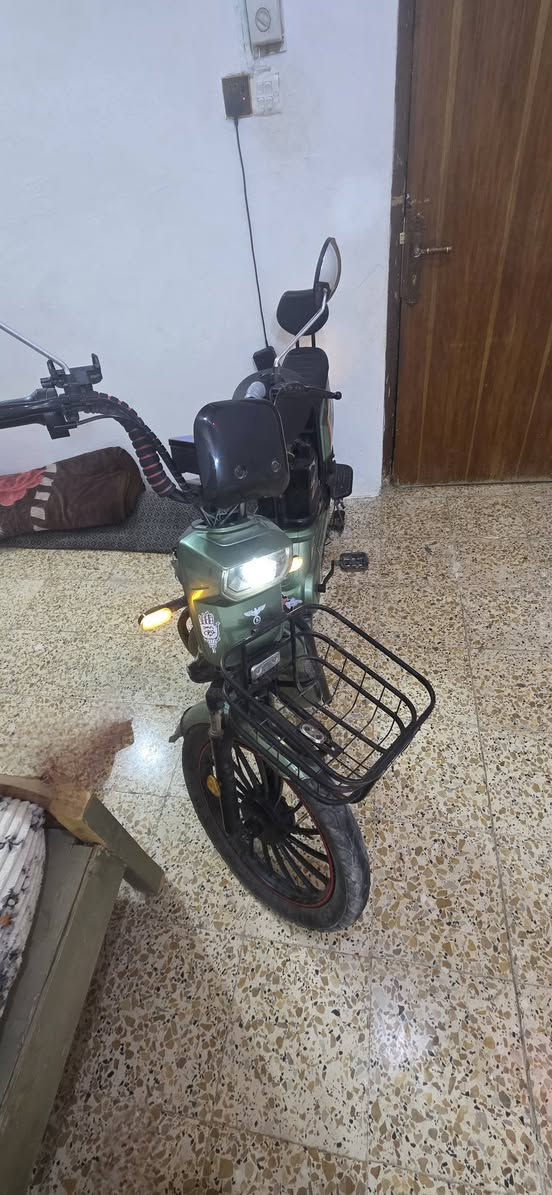 دراجه شحن للبيع المكان بابل القاسم مستخدمه 3اشهر بطاريه ليثيوم للاستفسار اكثر اتصل على اوالمراسله خاص***********
