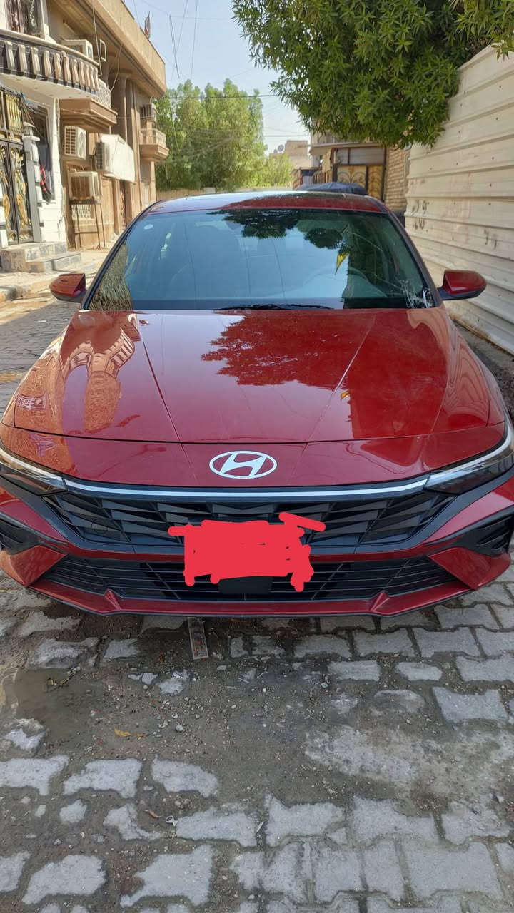 سلام عليكم. 
النترا 24 رقم (بغداد) وارد امريكي محرك 2000 دوش ماشيه 24000 الف ميل  فول مواصفات عدا الكشنات مو جلد فتحه رادار امامي وجانبي تدفئ بل كشنات سايد بريك بصمه أوتو هولد شاشه متصله  حادثه صطحي بنيد وجاملغ  بدون شاصي ولغد ولا ايرباك  البنيد مبدل والاصلي موجود الجاملغ مصلح ومصبوغ غير حادث أمريكا مبيها  شي سعر السياره 173 وبيها مجال رقمي بي واتساب ***********
