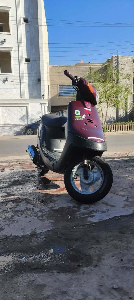 دراجه بطه ستين للبيع
الدراجه نظيفه مثل ما اشوف
مكينه نظيفه هندر وسلف
مكاني بغداد مدينه الصدر 
السعر خابرني ودتلل 
رقميً ***********
