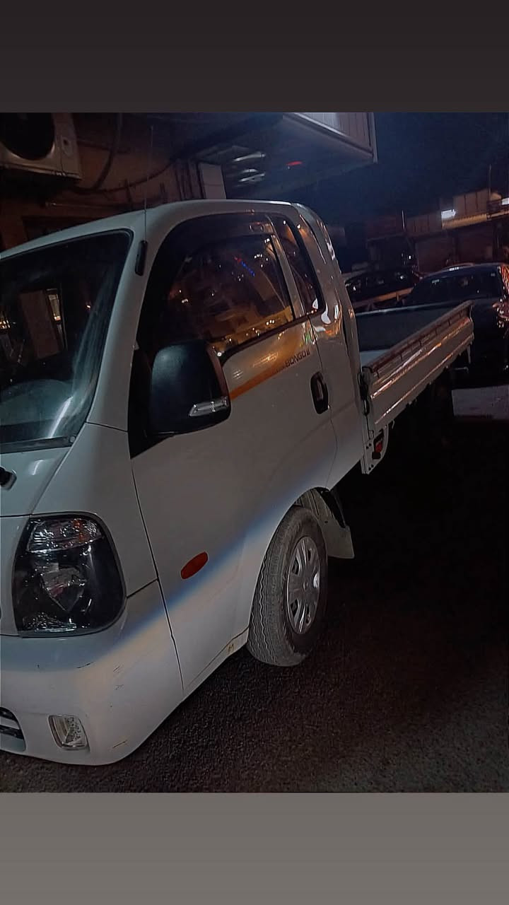 السلام عليكم كيا حمل موديل ٢٠١٨ مسكر ٧ كير تدفئه كشنات تبريد مكينه بل كارتون بعدها بل ضمان سياره ماشيه ٨٣ حقيقي السياره بيها شبر صبغ والباقي كفاله مكان السياره بغداد الحضراء غير متواجد ع فيس *********** السعر ١٣٨
