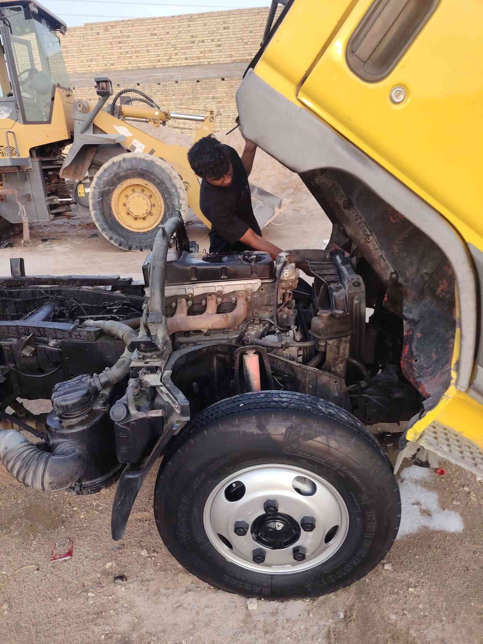كنتر بزون قلاب فحل مكينه ٣٣ لا تنقص ولاتبخر سياره جاهزه للعمل شاصي مكفول رقم ذي قار تحويل مباشر مكاني ناصريه ***********  تخم تاير برجستون
