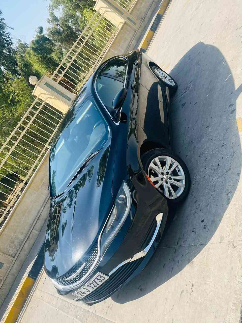 سلام عليكم
‼️للبيع كرايسلر c200 موديل 2016 ‼️

محرك 2400 دوش دبون توربو 4 سلندر  
كير ماوس 8 نمر 
سياره نظيفة 
صدر امامي جديد 
كير ومحرك شرط 
تبريد ثلج ❄️ 
سياره ماشية 96 الف ميل 
الضرر جامغ امامي جهة اليسار صبغ وبوند بدون دواخل ولا شواصي 
ارباك طاك ومرجع سستم 

رقم دهوك شرط التحويل والغرمات سنوية جديده 
ينرادلها فقط هزه 

السعر 85$ ورقه وبيها مجال
مكان السياره موصل حي الكفائات الثانيه  

للاستفسار الاتصال على الرقم او واتس اب 
***********
