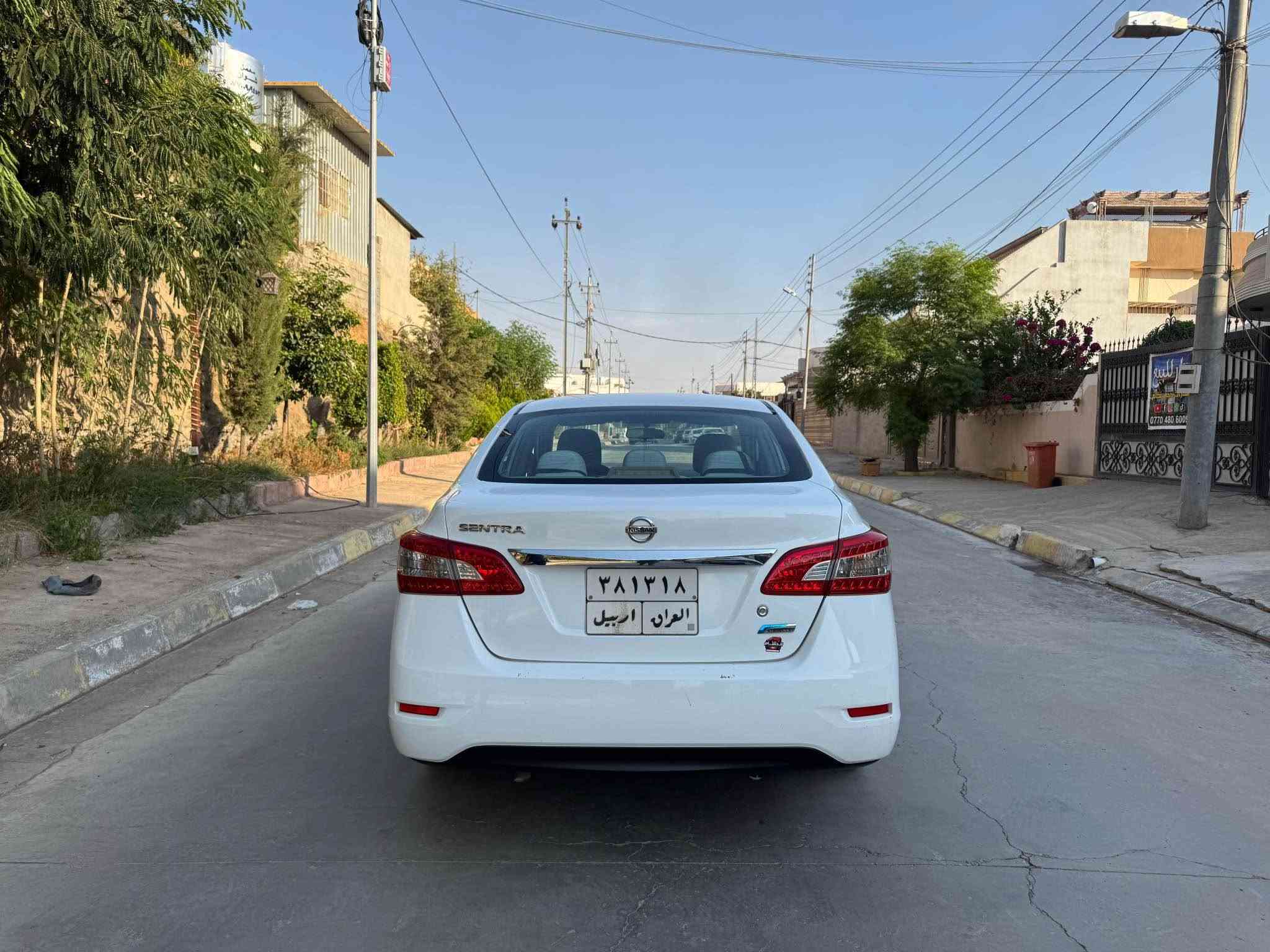 نيسان سينترا ٢٠١٥ خليجي

ماشيه فقط ١٣٠ الف كيلو متر
 كير ومحرك بشرط ودهن كير مبدل 
بطاقة بانزين موجود بيها 
سونار مالتها موجود 
والسعر ١٠٥ وبيها مجال بسيط
عنوان السيارة كركوك
تحويل مباشر كركوك, العراق
