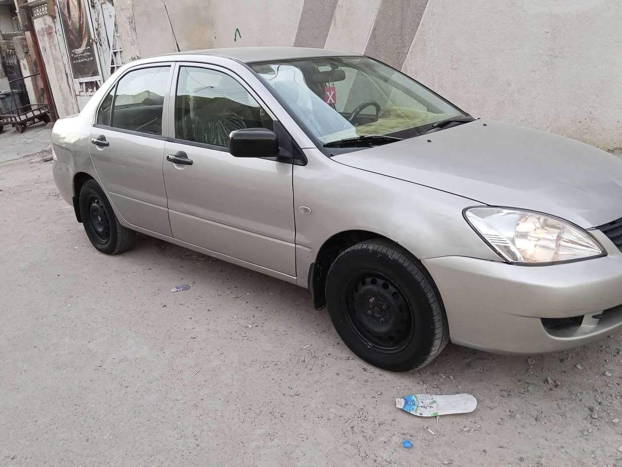 لانسر بومة 2008 ياباني اوتماتيك 1500
حادثها قبغ صندوك وجاملغ يسره 
بدون خياس وبدون جراد بدون صبغ 
كهربائيات كلها بشرط 
تبريد خير من الله 
صدر 90%
باتري جديد البارحه شديتها
مكينه وكير كلها خير من الله  
لا تنقيص ولا تبخير 
بلكات نوزلات مجاول فيت بم هوه والقاعده كلهن جدد البارحه شادهن
رقم اربيل 
سنوية ساقطة
مكانها بغداد الشعب
السعر 74 
وهذا رقمي ***********
