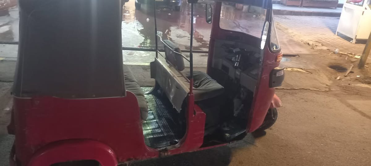 تكتك كفاله عامة من تبخير وتنقيص مذب عليها ربع مرقم وتحويل ثاني يوم … موديل ١٨ داخلة ب ١٩ تشوفها بعينك بعد احلا العنوان بغداد الحسينية الراشدية سعر 5 مليون مال بيع 
مكلف هذا رقم واتصل***********
