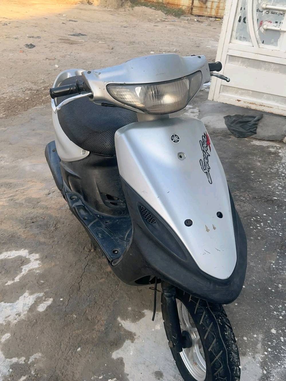 سلام عليكم ماكس قجمه للبيع الدراجه خير من الله مجفته صار شهر والمكينه تخبل نوقصه دبل الامامي والكهربائية و البريك الامامي سعره٤٠٠ وبيه مجال حك الجيه رقمي ***********