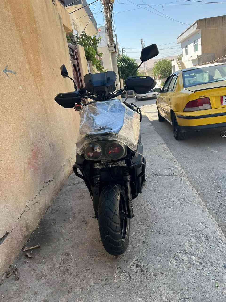 سلام عليكم اقرى التفاصيل
دراجة اباتشي مدرع 
محرك 150ss
لون مميز
لايت عالي ناصي اشاير 
دبل سويج
نظافة 99/100
سلف هندر نكرة وحدة
نقصها جاملغ امامي بس كفرات امامي تعبانه باقي بشرط
بكرجو قديم
*********** واتساب
