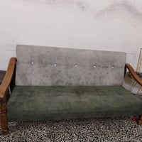 7 مقاعد نضيف العنوان بغداد السعر 125 الف وبي مجال بصيط 07712921839