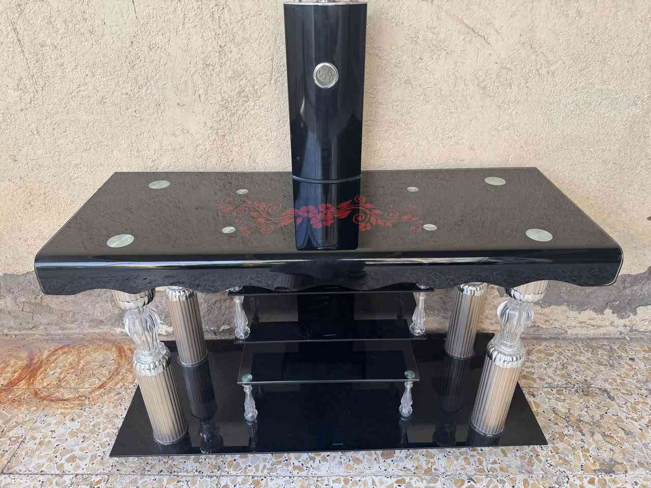 ميز تلفزيون • زجاج • بدون خدوش