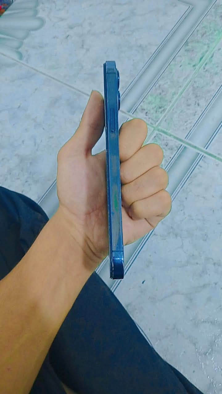 جهاز ايفون 12 Pro Max   لون نيلي كلش نضيف 

 بطاريه 78
مستبدل شاشه فقط سعره 360  وبي مجال حك جيتك مكاني الرمادي
رقم الهاتف :***********
