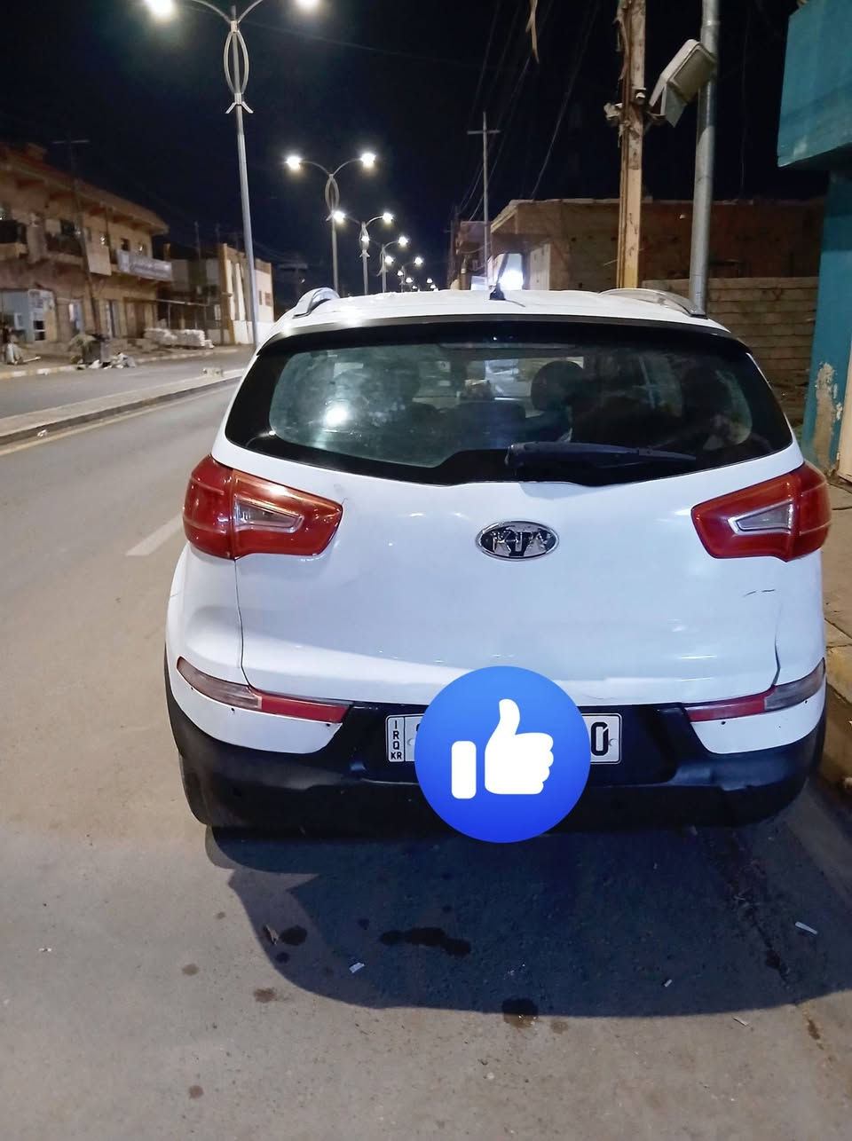 سلام عليكم كيه سبورتج٢٠١٢
رقم شمالي هزه جديده سنويه  ال30 كير ومحرك خير من الله تبريد باتري كله جديد السياره مصبوغه عام متجيه السياره حلوه وخير من الله

السعر 85 بي مجال قليل ***********
