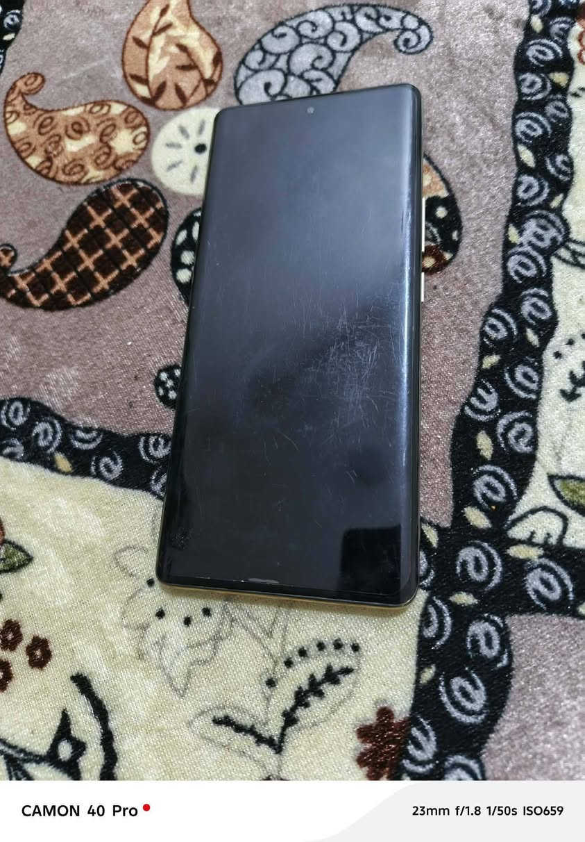 انفنكس زيرو نوت 30 برو
سعره 250 وبي مجال مامتواجد عل فيس 
***********
