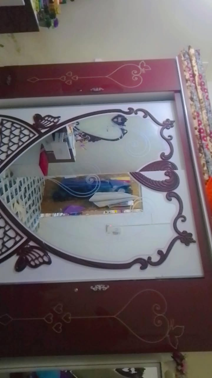 غرفت نوم تركي الصلي 8قطع الغرفه البيع سلايت بابين السعر 700وبيها مجال رقم ***********
