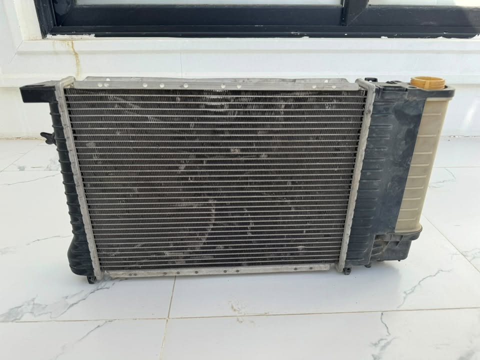 ڕادێتەرەکە بۆ فرۆشتن ئەوروپی لۆک بەوشەرتەی بچوکترین موشکیلەی نەبئ قوفڵی ٤٠ هەزارە
ئەوانەی تریش هەرچیەکت ویست وەرە بیبە هەموی مەزبوت ئیش ئەکات 

*********** whatsapp
