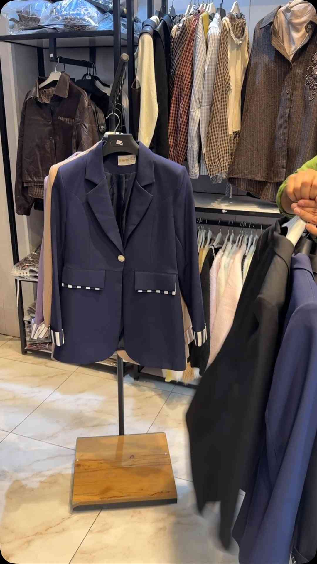 جاكيت 22 • قطع أخيرة • كربلاء