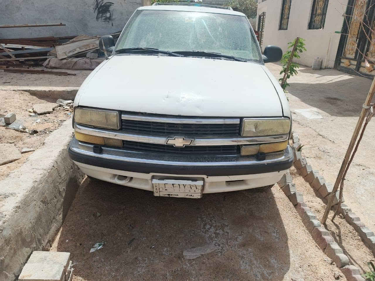بلايزر رقم بغداد ابيض راعيه موجود البيع جاهزه من كلشي السعر 33وبيه مجال بصره شط العرب ***********
