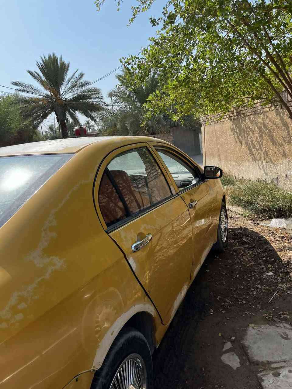 يا الله ليفان مديل 2011 مكينه وكير خير من الله حداديه حلوه مالك موجود سعر البيع 18ورقه وبيه مجال قليل حك الجيه  العنوان نجف موبايل ***********
