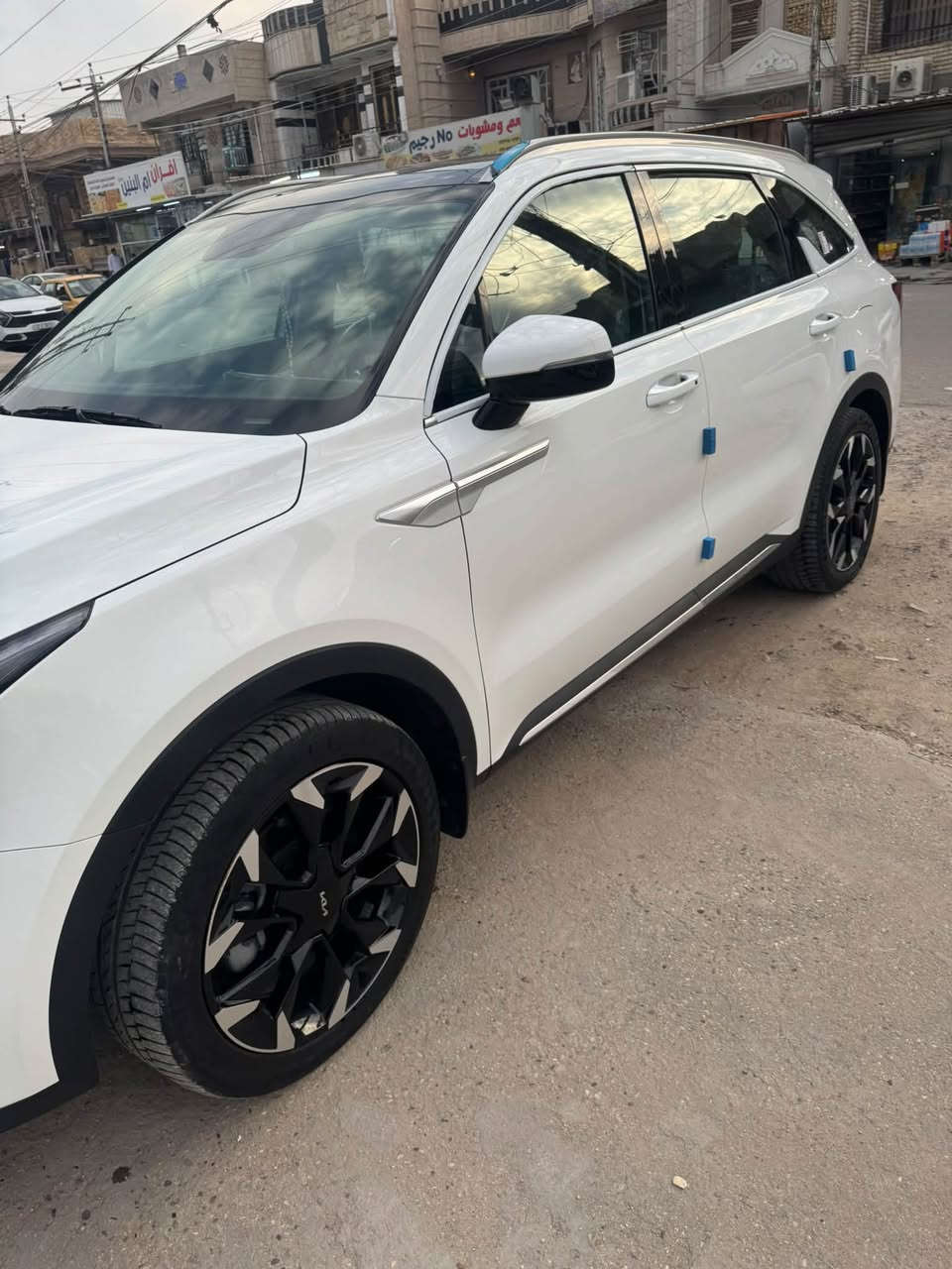 🔥 للبيع سورينتو 2025 خليجي — 6 سلندر 🔥
🚘 KIA Sorento 2025
🇦🇪 خليجي
⚙️ محرك 6 سلندر
👨‍👩‍👧‍👦 7 ركاب
🌤️ سقف بانوراما
📍 الممشى: 23 ألف كم فقط
✨ سيارة نظيفة جداً ومرتبة
💎
السعر ٣١٥ بيه مجال 
هاتف ***********
