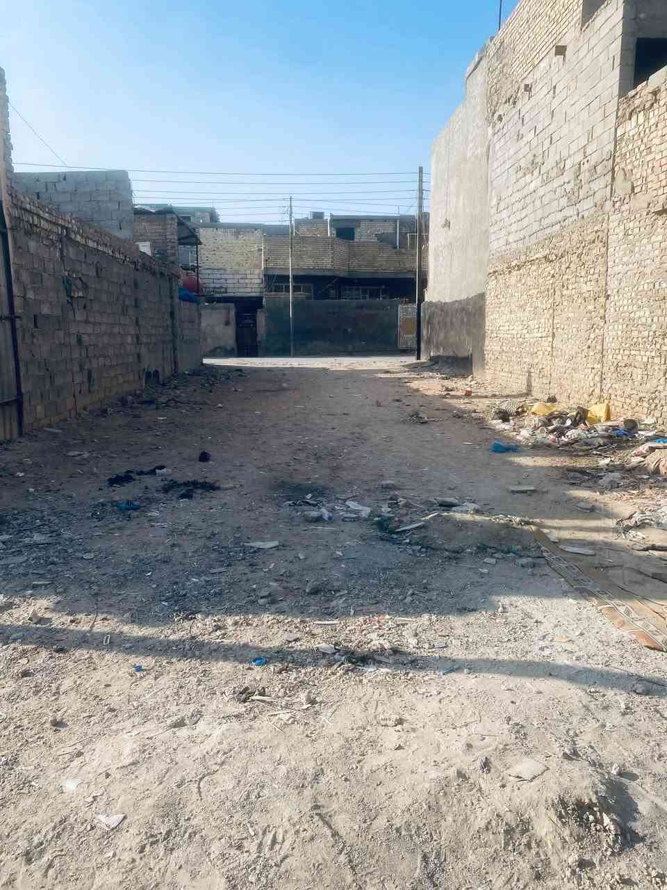 قطعه ارض طابو  للبيع  بغداد الرشاد  محله 774 
المساحه 167 م 
كل الخدمات متوفره  القطعه على شارع تبليط والضهر على فرع مقرنص   هاتف ***********
