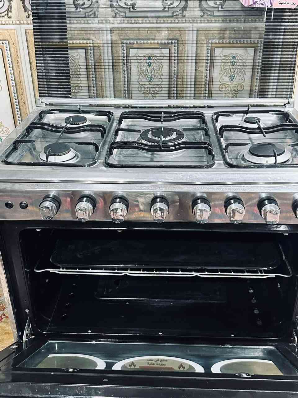 طباخ رويال ستيل • خمس مشاعل • نظيف