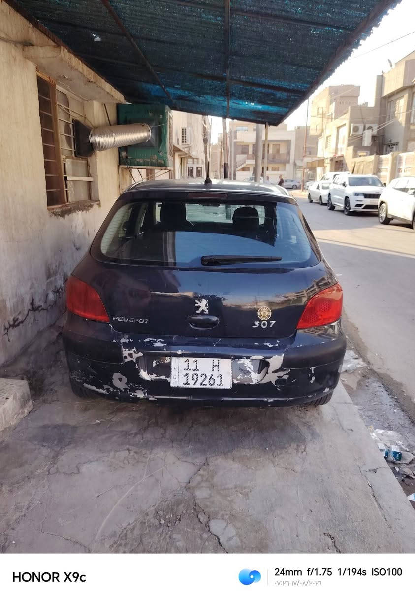 السلام عليكم موديل 2006 307 للبيع السعر 50 بها مجال بغداد كراده شارع الصناعه رقم ***********
