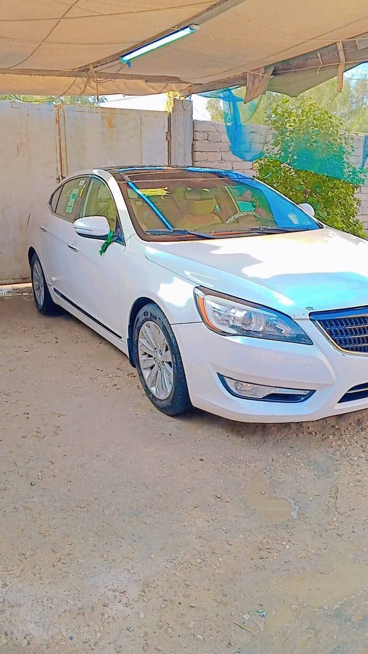 كيا كادنزه ١١ خليجي
سياره اجاهزه للاخير حداديه تبريد تخم تاير مابيه برغي نقص ماشيه 220 الف شاشه كامره  رقم بصره مشروع وطني المالك يريد مداور لاتكلي وكاله وانتضرني تشتري داور 
كير محرك  ترايك وين تريد بيه رشات صبغ ابيع حزام
*********** بي وات ساب
السعر 100$
