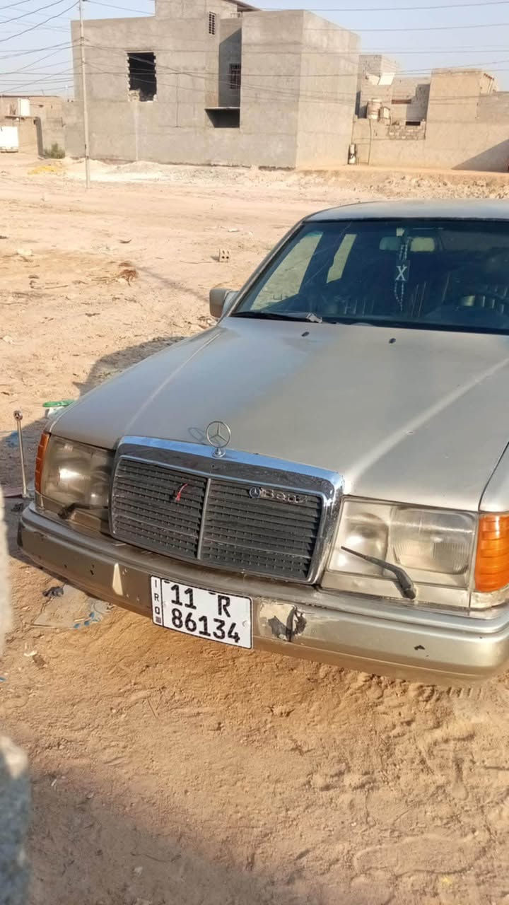السلام عليكم مارسدس دب موديل 1987مكينه ديفور مكينه وكير كفاله حداديه جديده كشنات جلد كشنات كهربائيه شغاله تبريد ثلج 🧊 كهربائيات كلها شغاله كل نقص مابيها شاشه كامره سنتر لوك شغال
رقم بغداد نكليزي  بسمي هزه جديده جاهزه لتحويل 
السعر 48وبيها مجال 
مكاني كربلاء الحسينيه العطيشي 

‭***********‬
