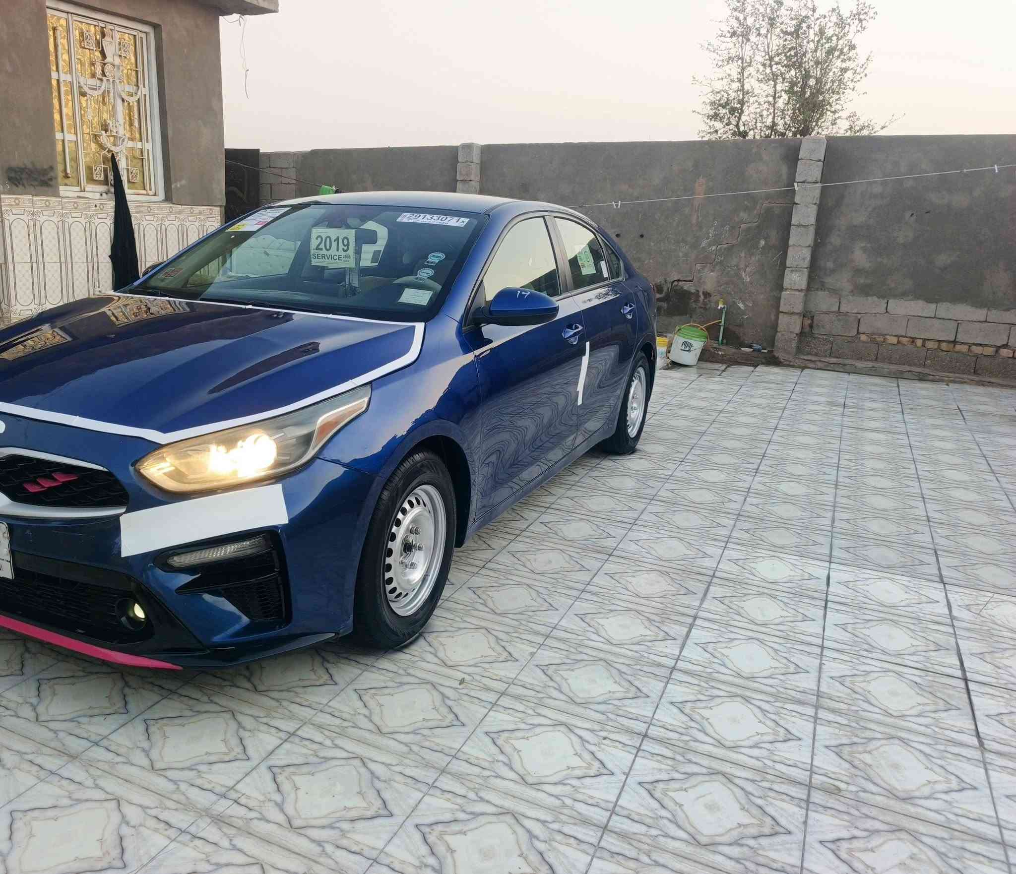 كيه فورتي موديل 2019 رقم بصره حره تحويل ثاني يوم وارد امريكي سياره داخله تقرير اليبل واحد كفاله من الضربه والتبديل والفتح بيه صبغ مقدمه بنيد فقط ودير جاملغ الخلفي فقط والباقي كفاله عامه مكينه 200دوش مكينه وكير وحداديه وتبريد وتخم تايرات كله مكفول سياره جاهزه فول واحد على واحد على مواصفات S تحكم ستيرن شاره بل مرايه شاشه كبيره كامره دسك خلفي وأمامي مثبت سرعه رادارات شفتات مري شفط فول ماعده بصمه سياره جديده كلش احلى من الصور مكان سياره ناصريه سعر 113 بيه مجال قليل رقم الهاتف ‏‪***********‬‏ انه مكلف بل نشر خابر راعيه بيك خير وتدلل
