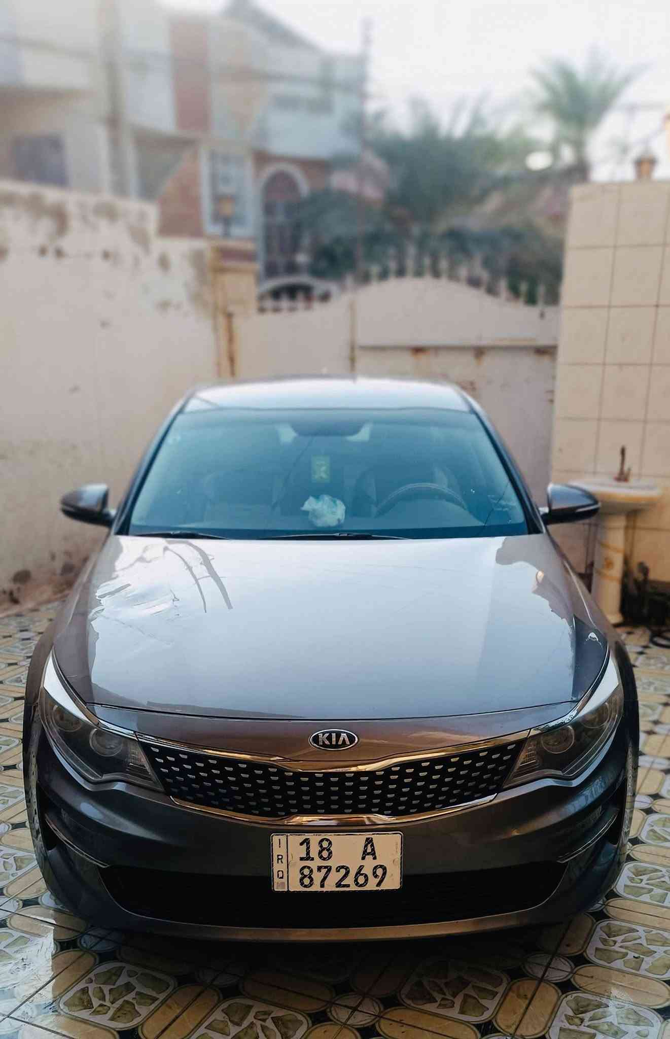 للبيع كيا اوبتيما وارد امريكي EX موديل 2016 
ماشية 93 الف ميل 
محرك 2400 بجم كبس بيها صبغ جاملغ خلفي ايسر و باب خلفي و طخة بالبنيد ما مصلحة واضحة بالصور رقم بابل باسمي الجديد سيارة نظيفة و جاهزة تبريد ممتاز جدا قطعتين ومواصفاتها مبينة بالصور مكاني حلة 
***********
السعر 102 بي مجال قليل
