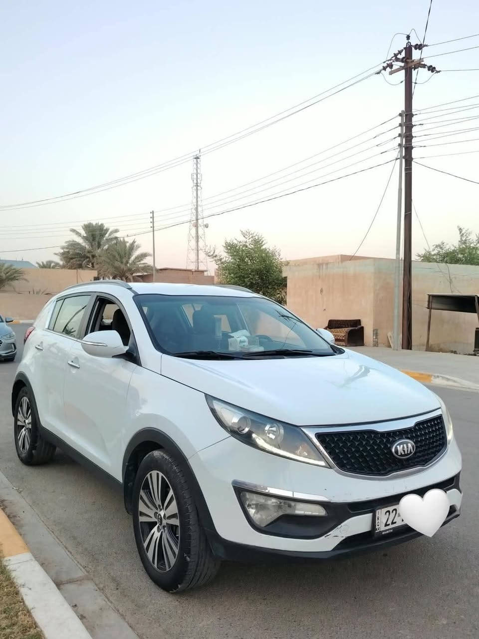 السلام عليكم
سبورتج 2015 خليجي رقم اربيل بأسمي كير محرك حدادية كفالة سونار مرفق
سيارة جديدة ماشية 93 الف حقيقي
مري شفط تحكمات استيرن جهتين ويل كروم لد نهاري سويج شخاطة وباقي مواصفات  السبورتج معروفة
مكاني ديالى
السعر 140 وبيها مجال بسيط
هاتف ***********
