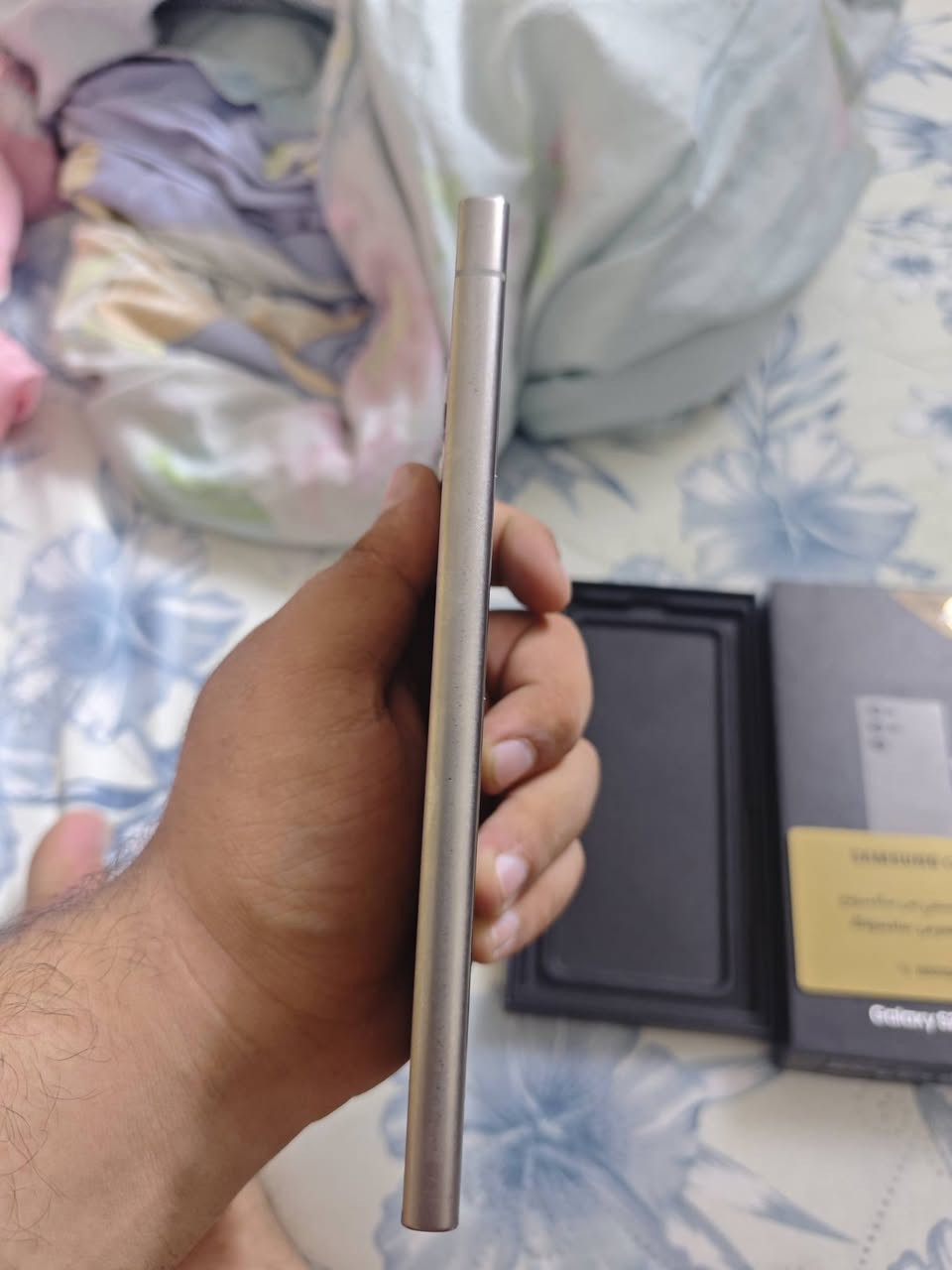S24 Ultra 256 شرق اوسط عين الفهد
جهاز سامسونج S24 Ultra شرق اوسط عين الفهد

ذاكرة 256

الجهاز نظيف ومكفول من كلشي ما داخل اي صيانة

مبينة النظافة من الصور

ملحقاتة الكارتونة فقط

رايدة ب950 الف

مكاني بغداد الدورة
متواجد خاص او رقمي
***********
