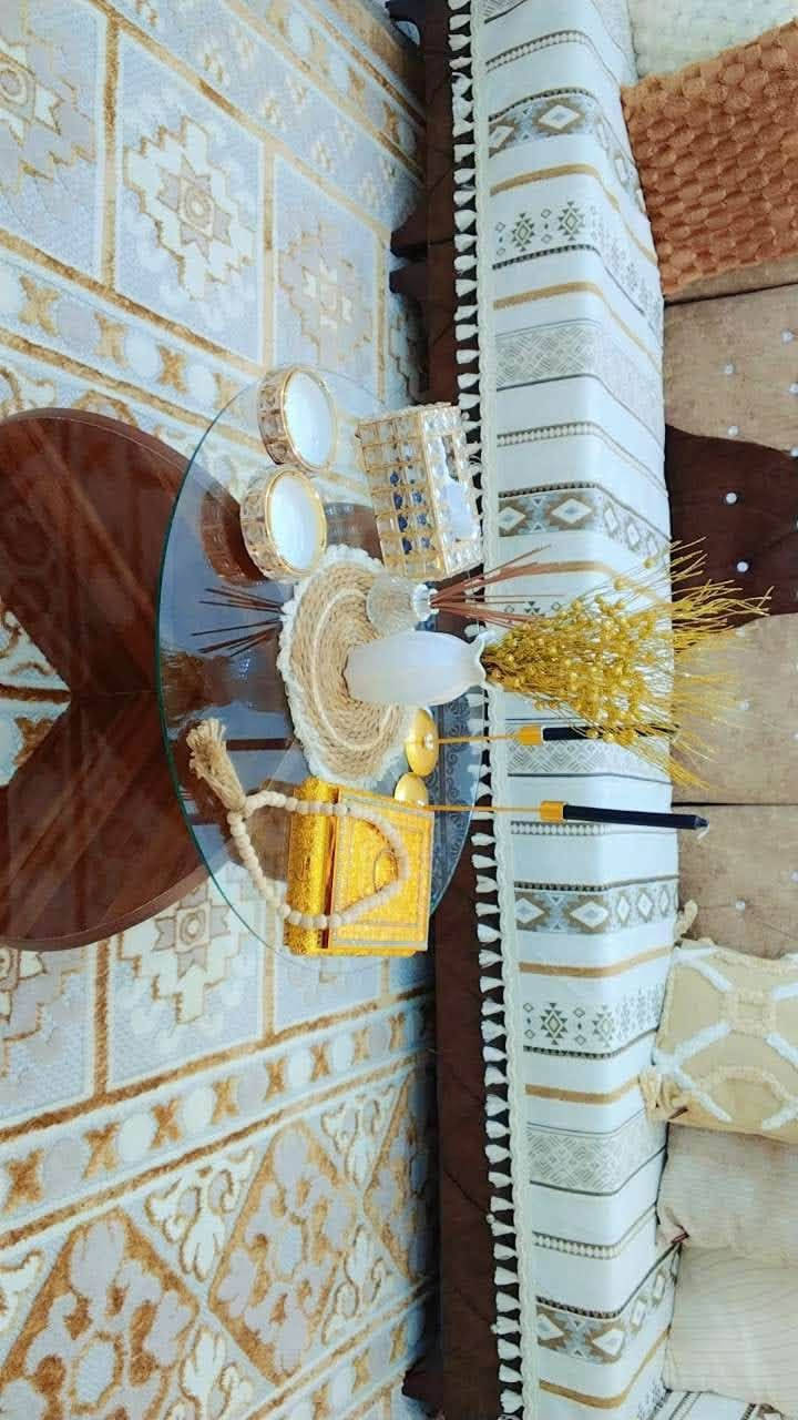 السلام عليكم تخم العدد 6 الطول 9متر جدد الله شاهد وياهن مخادهن والطبلع
السعر 350 الاتصال على الرقم واتساب موجود
***********

