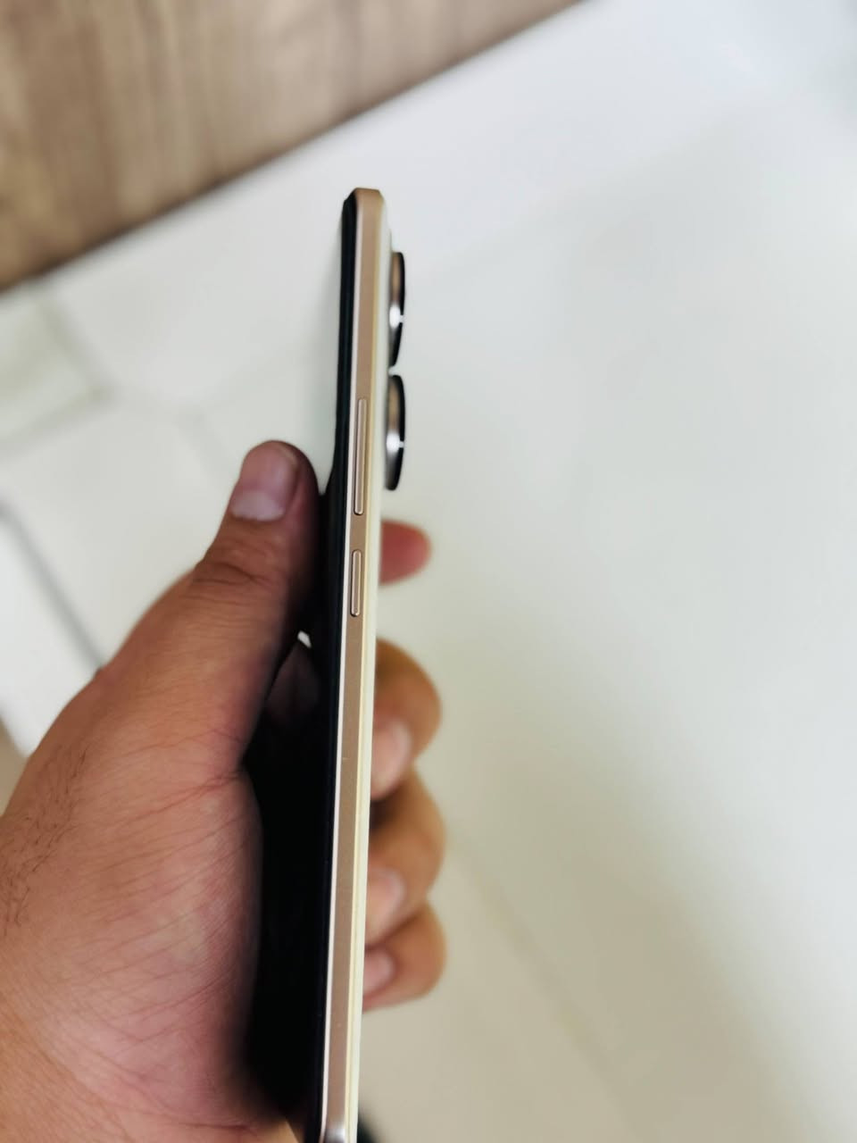 سلام عليكم
جهاز ريلمي 15 برو 
جهاز  نضيف بدون ملحقات
سعره 450 مكان نجف ماعندي توصيل 

***********
