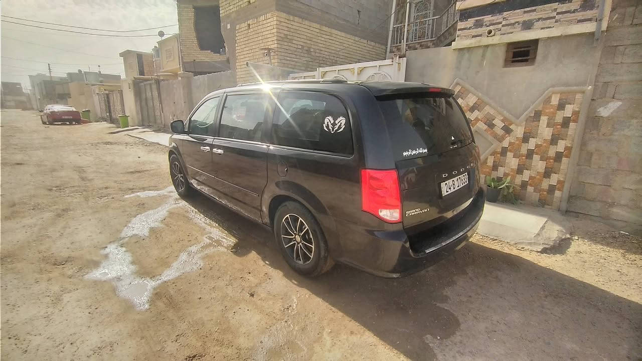 دودج كارافان • ٢٠١٢ • رقم دهوك