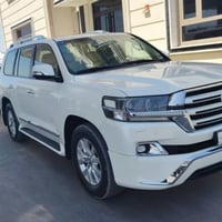 موديل ١٧ جديده كلش رقم بغداد سعرها ٤١٠ ورقه مكانهه بغداد بلدوره اي است...