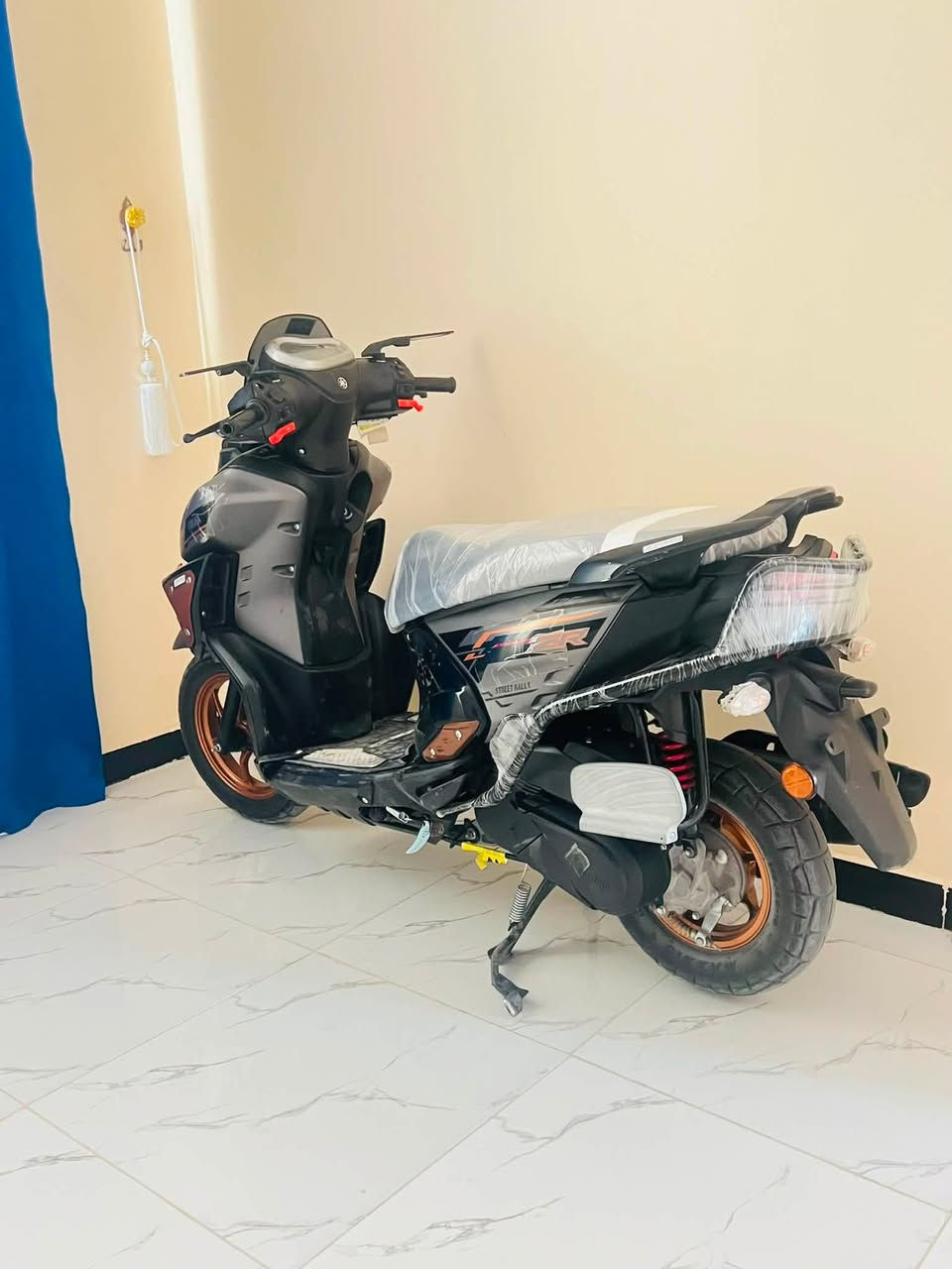سلام عليكم زت ار موديل 26 دراجه نضيفه افحص وين مايعجبك غراضه كامله
ب 2550وبيه مجال 

‭***********‬
