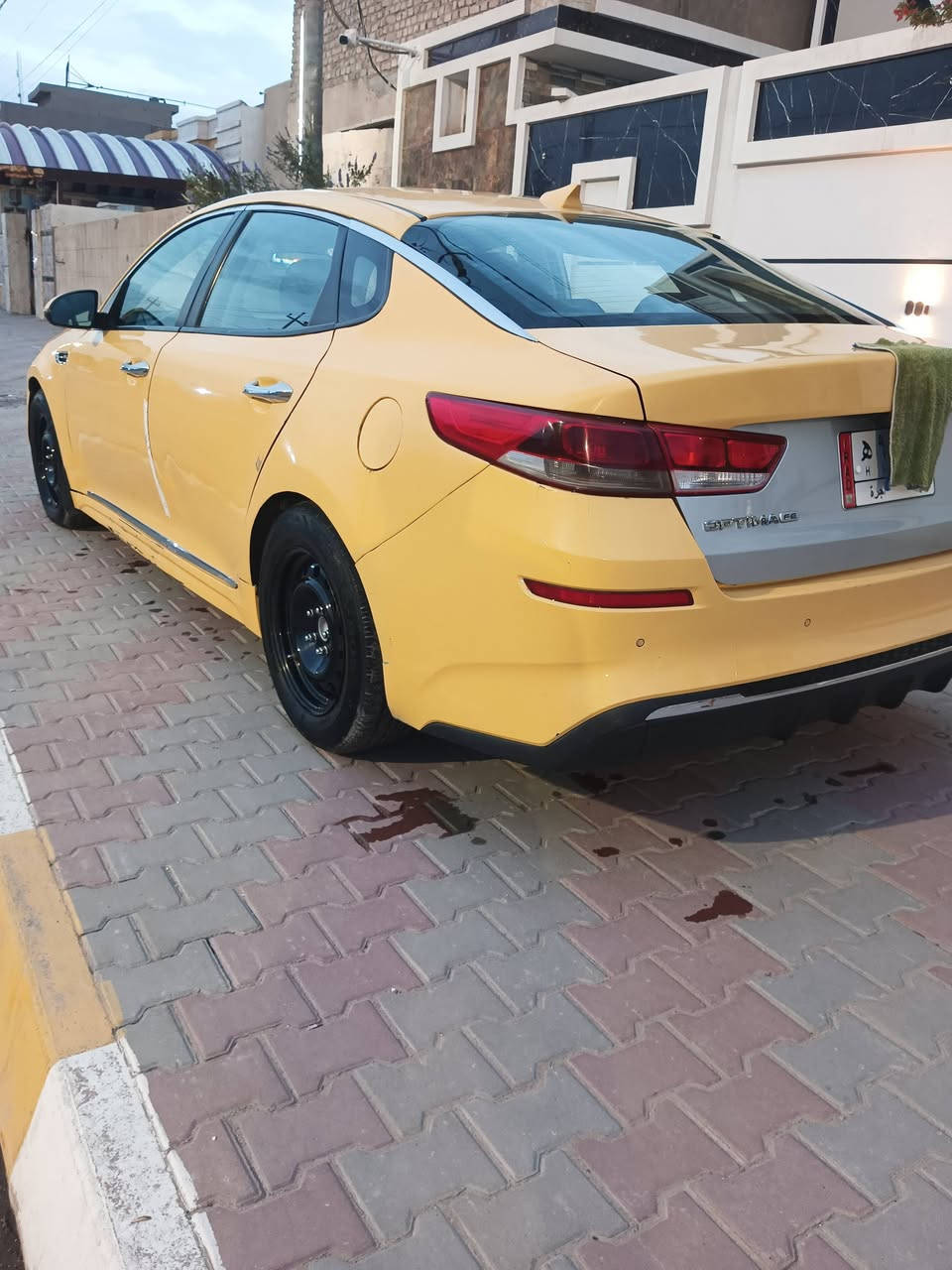 السلام عليكم
اوبتيما 2019 رقم بغداد
حادثهه چاملغ ومبدل لغد اليمنه
مكينه 2400gdi
سعرهه 95$ وبيهه مجال
مكاني الفلوجه
***********
