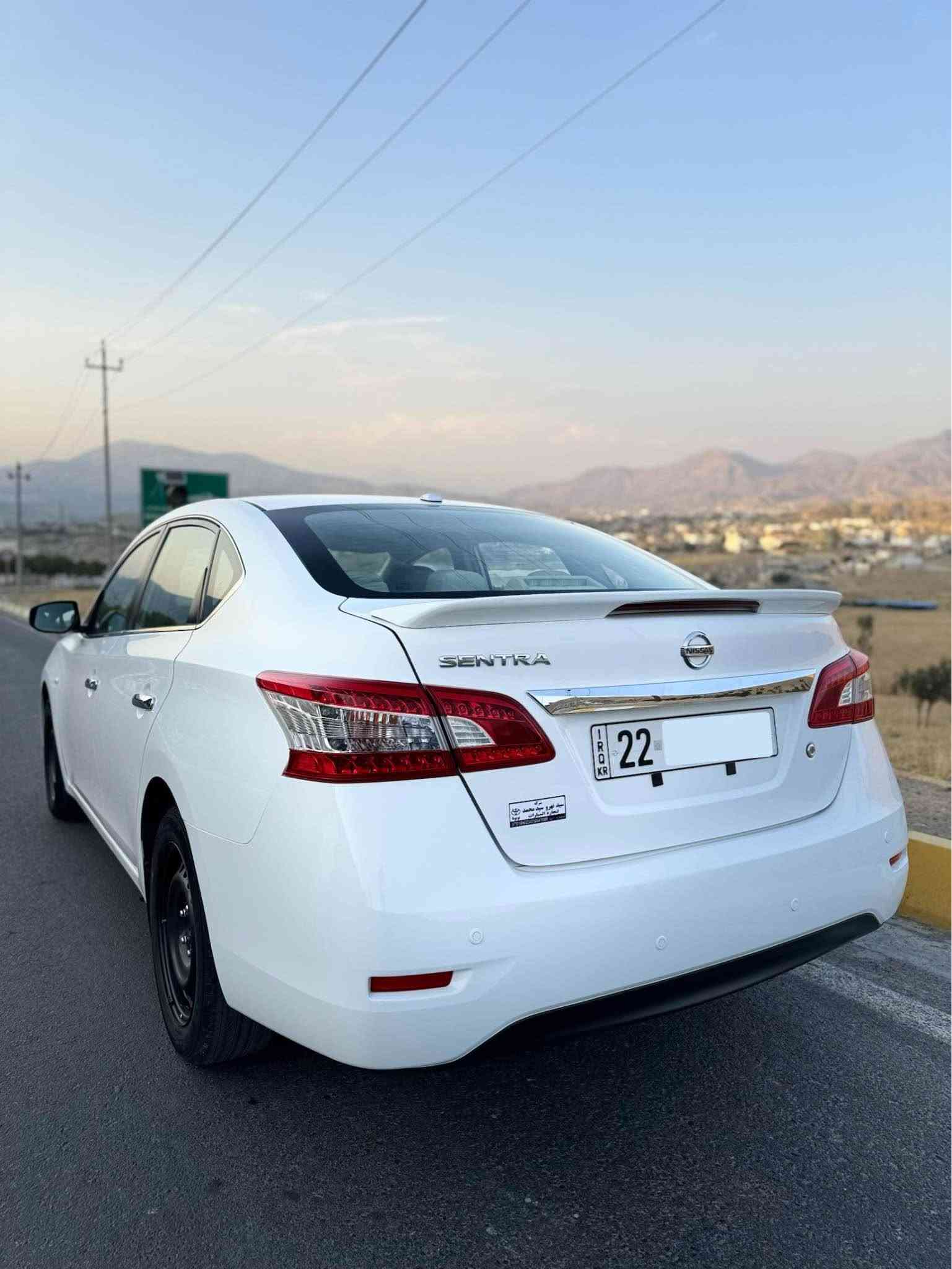 نيسان سێنترا 2020
مواسەفات خەليجی رەنگی سپی بەفری
سفری هەولێرە , مەکینە 16یە 
104 هەزار کم رۆیشتوە
لە سفرەوە يەك دەستە  نموونەیە  لە جوانی 
2 سويجی شەریکەی لەگەڵە
سەنەوی و ژینگە تا 2031 نوێکراوەتەوە

دەعامی بۆ دەعامی بە شەرت بێ بۆیاغ بێ سارد
گێر و مەکینە و تەحویل بە شەرتە
هەموو گيانی بە شەرت
ژمارەی خاوەنەکەی 
*********** أربيل, العراق
