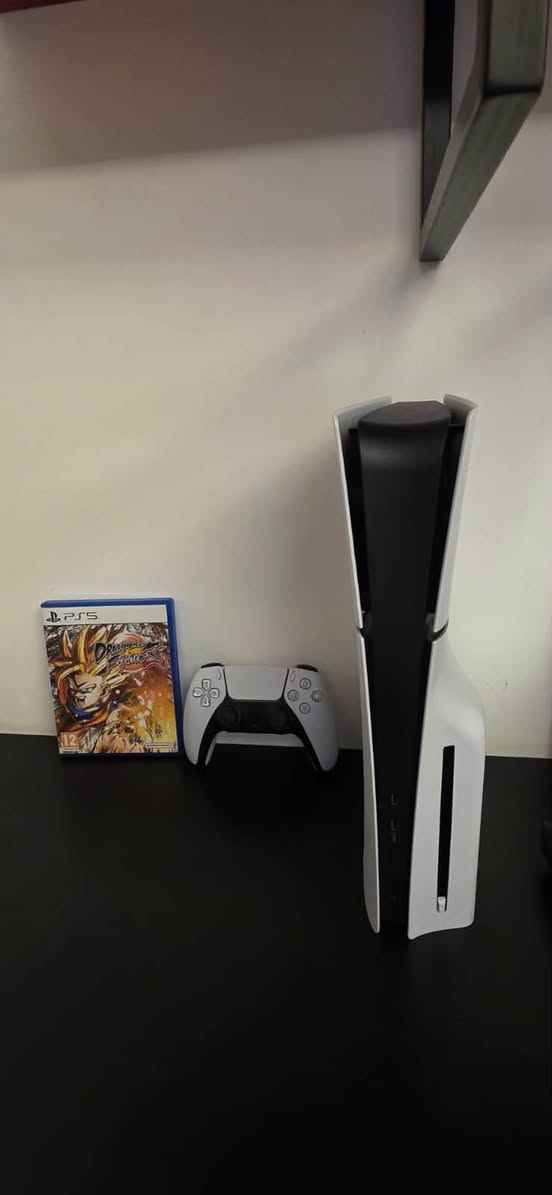 🔥 PS5 Slim نسخة الأقراص للبيع 🔥
🎮 الجهاز جاي من الإمارات
✨ نظيف جداً وشبه جديد
⏱️ مشتغل فقط 4 ساعات
💿 وياه قرص اللعبة
🎮 وياه يد أصلية
📦 الجهاز بحالة ممتازة مثل ما مبين بالصور

💰 السعر: 850,000 دينار

📞 للتواصل: ***********

