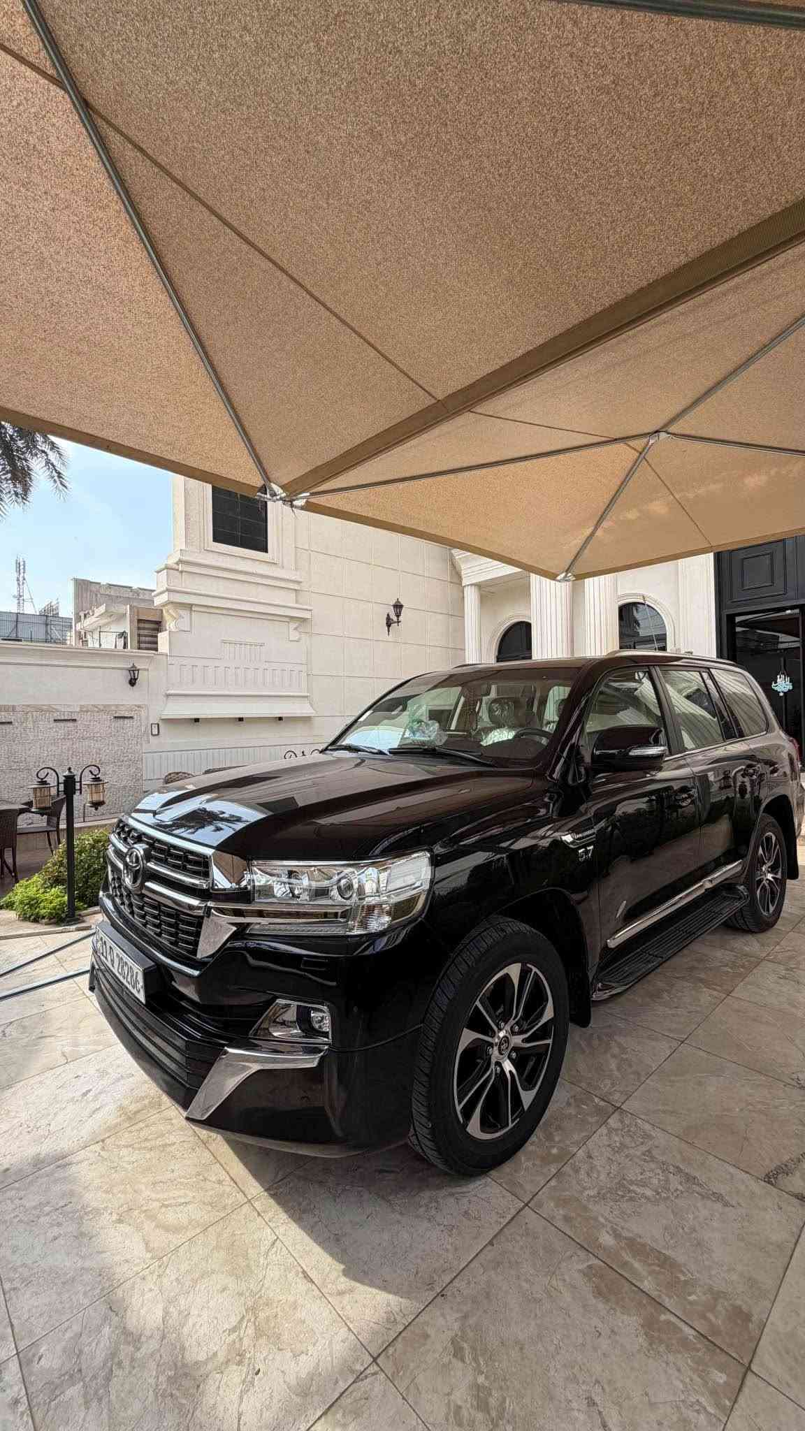 لاندكروز VXR • ٢٠٢١ • ممشى ٥٧٠٠٠