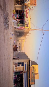 قطعه ارض تجاريه موقع شارع ٢٠ حي الربيع موقع ممتاز مساحه ١٥٨ م تفاصيل ٠...